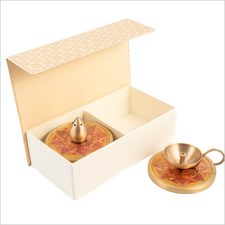 GIFT BOX : PURI DIYA + INCENSE HOLDER