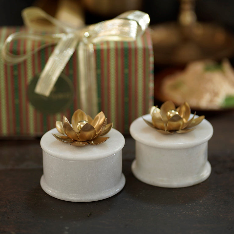 SHWETH PRASADAM GIFT SET