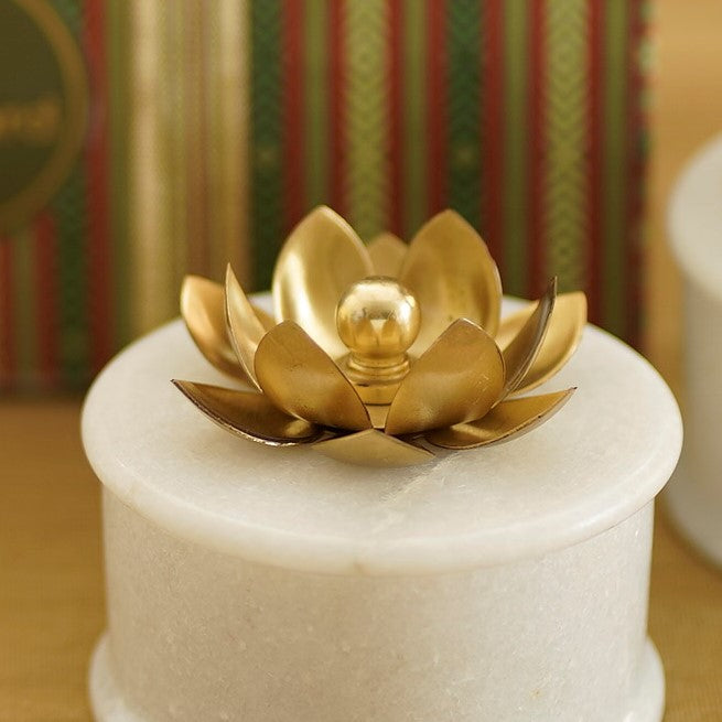 SHWETH PRASADAM GIFT SET