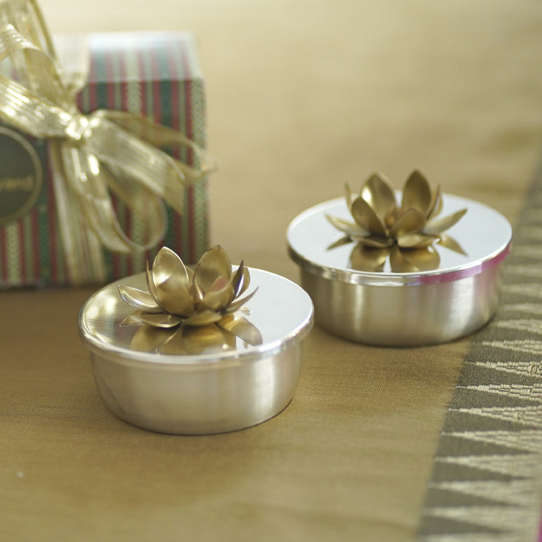 SUNEHERI SHUBHA NUT BOXES GIFT SET