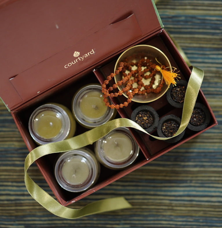 EKAKI- MEDITATION HAMPER BOX