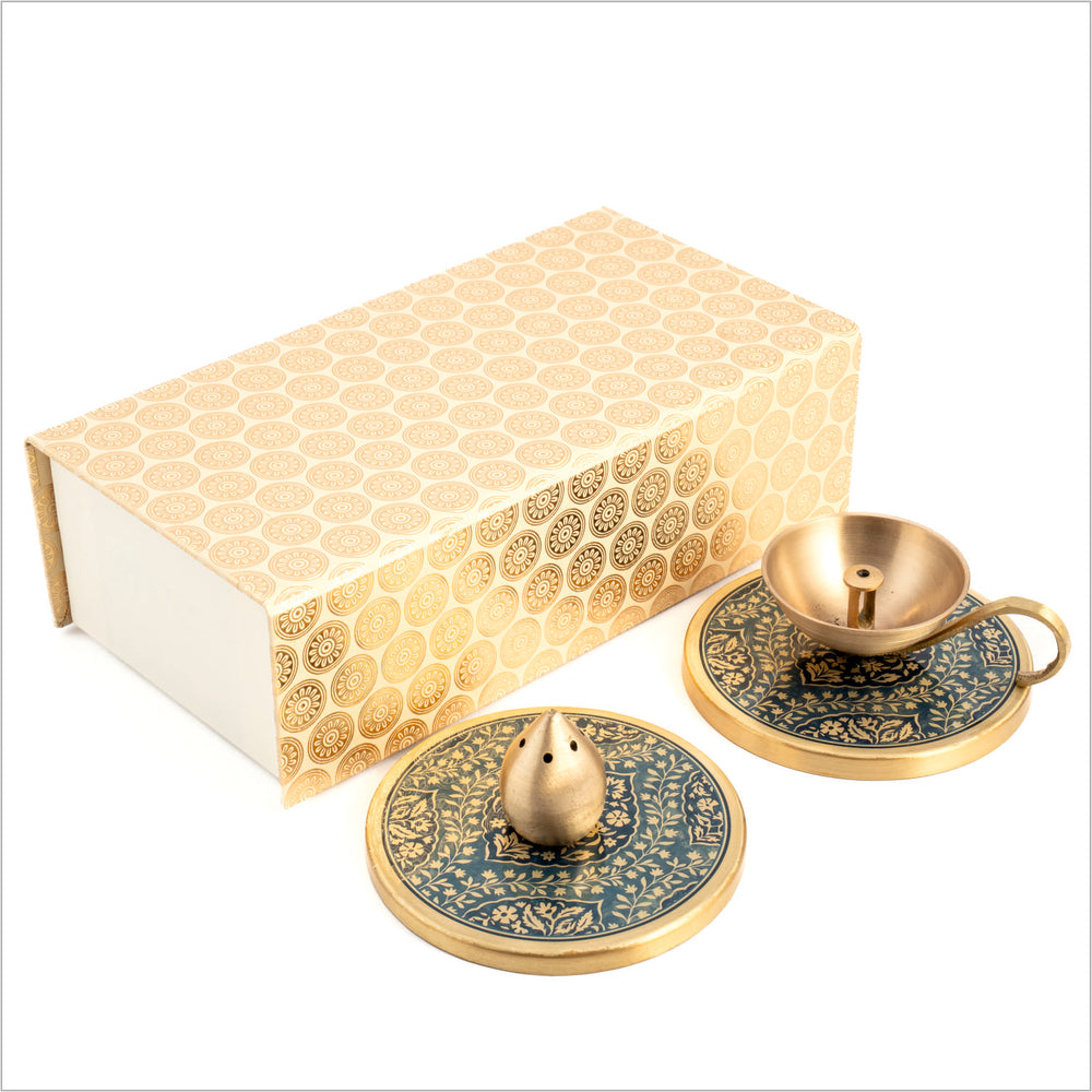 GIFT BOX: OMKAR DIYA+INCENSE HOLDER